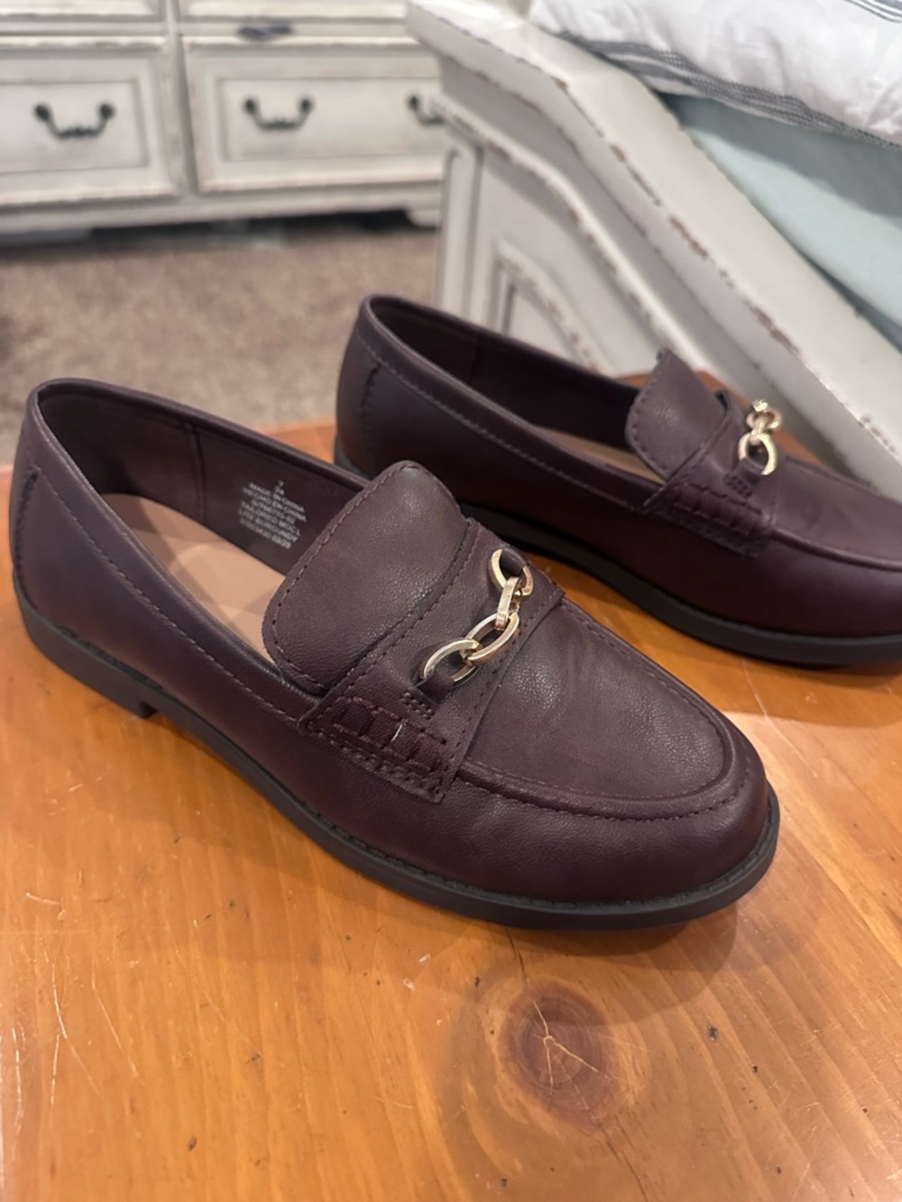 Old Navy Burgundy Leather Loafers with Gold Chain